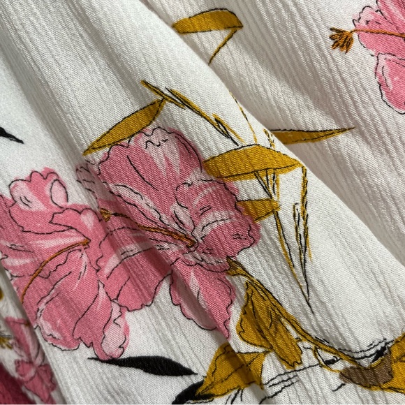 GUESS Off Shoulder Nidia Top Size XL - Picture 2 of 9